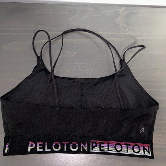 Peloton Bra - Picture 2 of 3